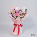 可愛小花束(康乃馨) B41